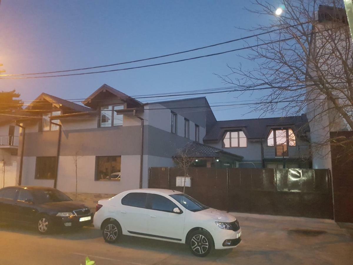 Отель Casa Lions Тимишоара Экстерьер фото